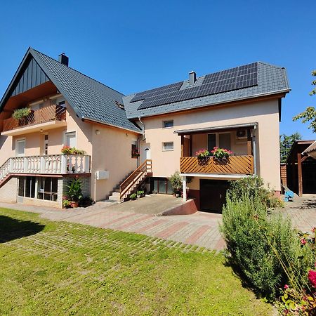 Viola House Hotell Hévíz Eksteriør bilde