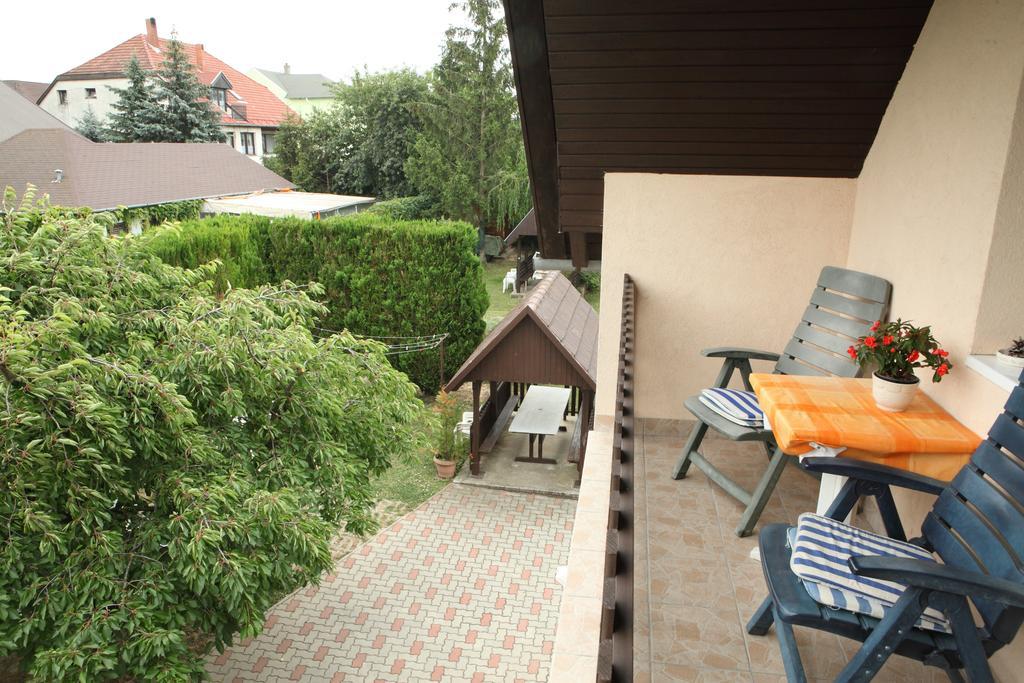 Viola House Hotell Hévíz Rom bilde